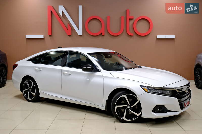 Седан Honda Accord 2023 в Одессе