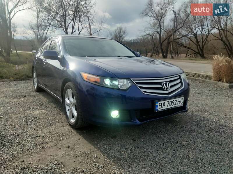 Седан Honda Accord 2008 в Умані