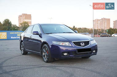 Седан Honda Accord 2004 в Києві