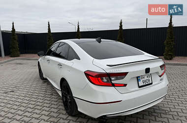 Седан Honda Accord 2021 в 