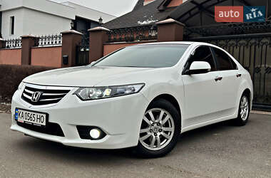 Седан Honda Accord 2012 в Киеве