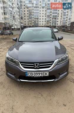 Седан Honda Accord 2013 в Чернигове