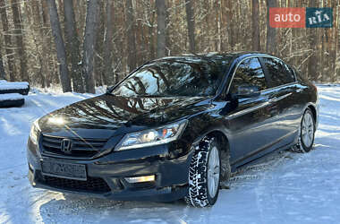 Седан Honda Accord 2012 в Киеве