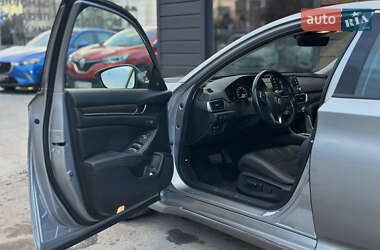 Седан Honda Accord 2019 в 