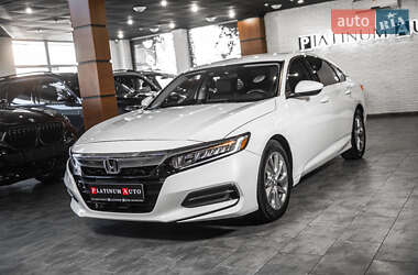 Седан Honda Accord 2018 в 