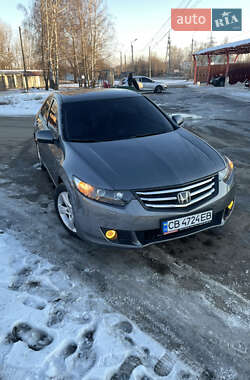 Седан Honda Accord 2010 в Чернигове