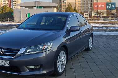Седан Honda Accord 2014 в Черкасах