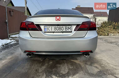 Седан Honda Accord 2014 в Києві