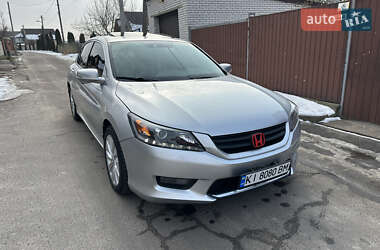 Седан Honda Accord 2014 в Києві