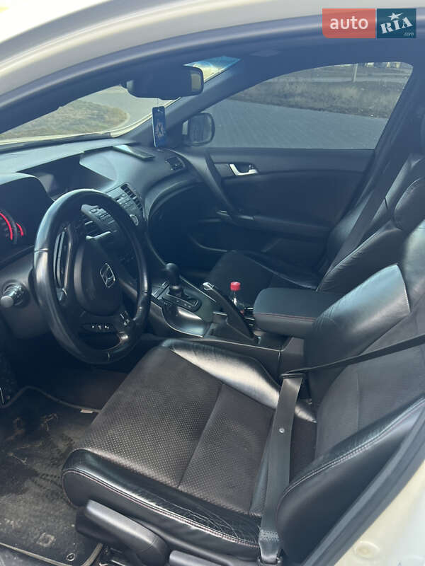 Седан Honda Accord 2011 в Кропивницькому