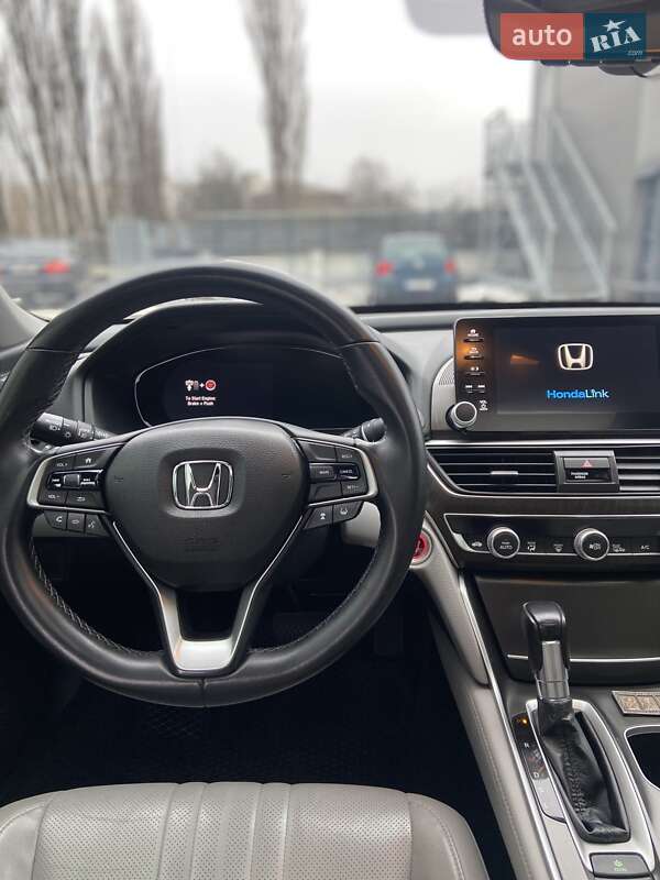 Седан Honda Accord 2018 в Києві