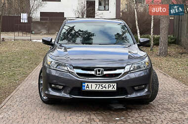 Седан Honda Accord 2015 в Києві