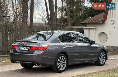 Седан Honda Accord 2015 в Києві