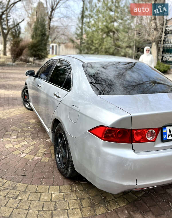 Седан Honda Accord 2005 в Запоріжжі