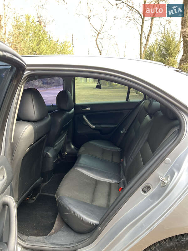 Седан Honda Accord 2005 в Запоріжжі