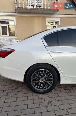 Седан Honda Accord 2013 в Вінниці