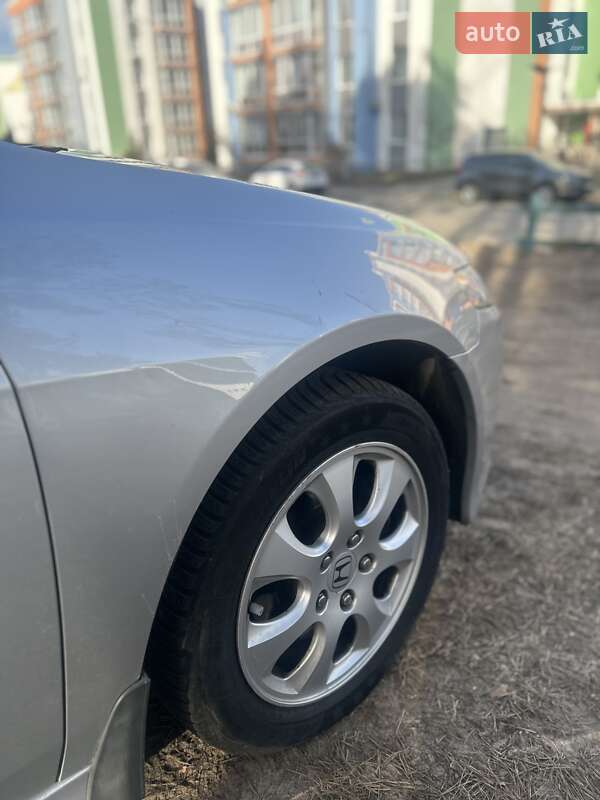 Седан Honda Accord 2006 в Ірпені