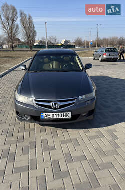 Седан Honda Accord 2006 в Днепре