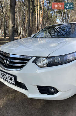 Седан Honda Accord 2011 в 