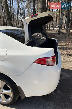 Седан Honda Accord 2011 в 