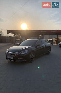 Седан Honda Accord 2016 в 