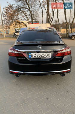 Седан Honda Accord 2016 в 