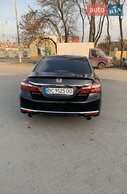 Седан Honda Accord 2016 в 