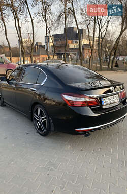 Седан Honda Accord 2016 в 