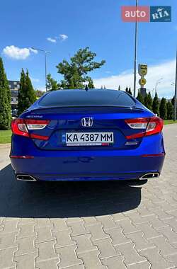 Седан Honda Accord 2022 в Києві