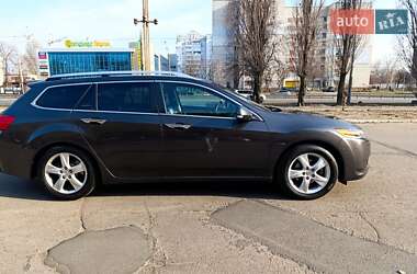 Универсал Honda Accord 2011 в 