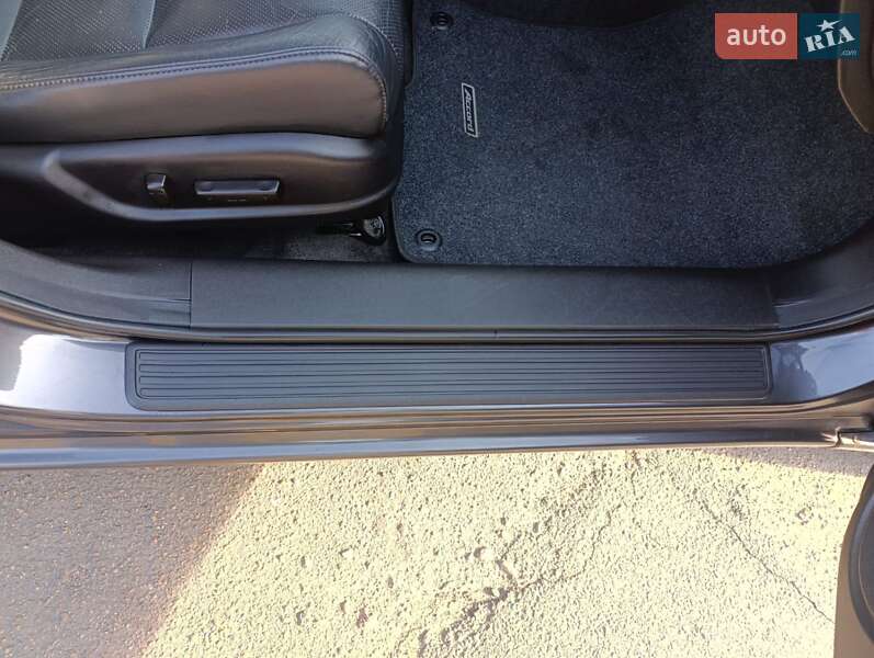 Універсал Honda Accord 2011 в Черкасах