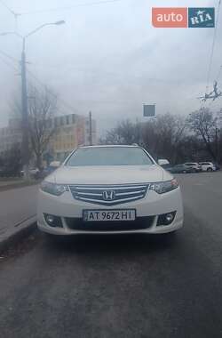 Універсал Honda Accord 2010 в 