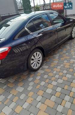 Седан Honda Accord 2015 в Одессе