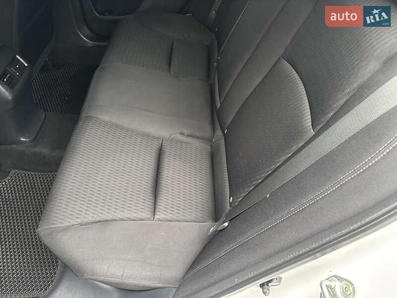 Седан Honda Accord 2013 в Краснограді