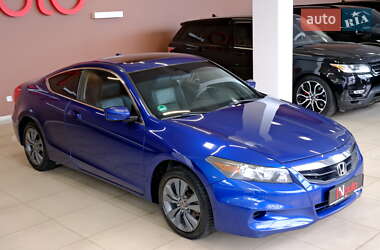Купе Honda Accord 2012 в 