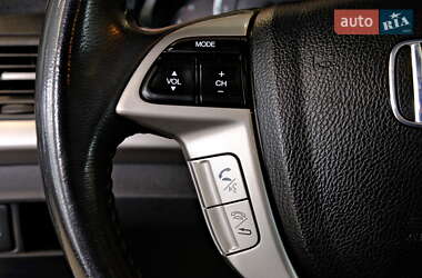 Купе Honda Accord 2012 в 