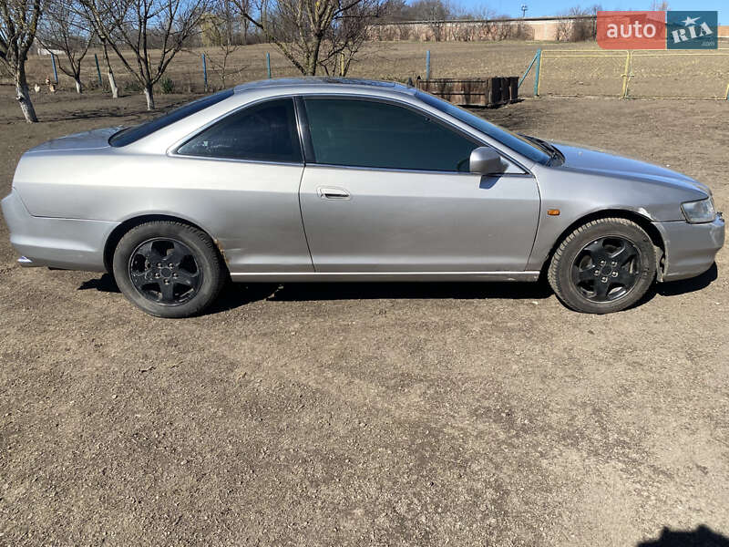 Купе Honda Accord 1998 в Здолбуніві