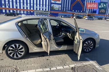 Седан Honda Accord 2014 в 