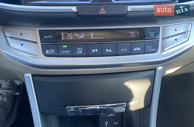 Седан Honda Accord 2014 в 