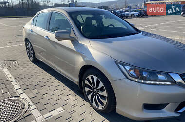 Седан Honda Accord 2014 в 