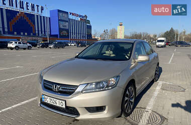 Седан Honda Accord 2014 в 