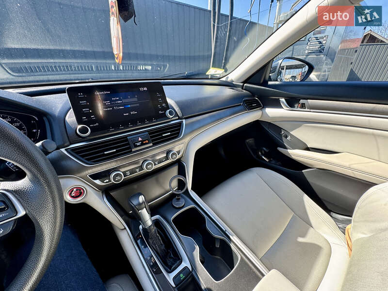 Седан Honda Accord 2018 в Івано-Франківську