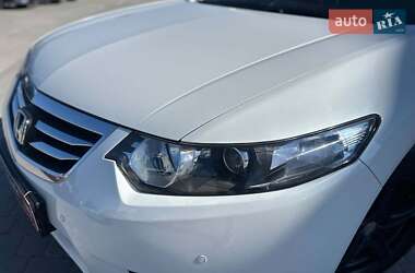 Седан Honda Accord 2012 в Львове