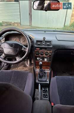 Седан Honda Accord 1996 в 