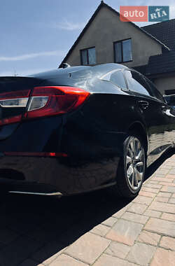 Седан Honda Accord 2017 в 
