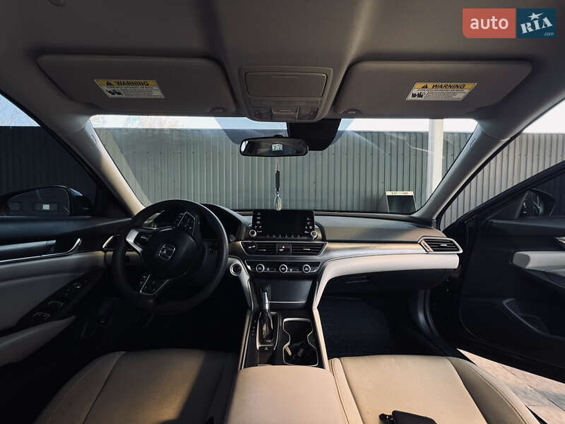 Седан Honda Accord 2017 в Киеве