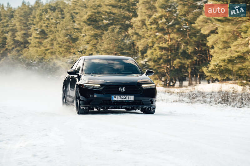 Седан Honda Accord 2023 в Кременчуці фото Седан Honda Accord 2023 в Кременчуці