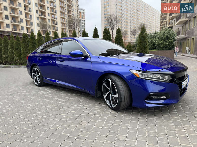 Седан Honda Accord 2017 в Одессе