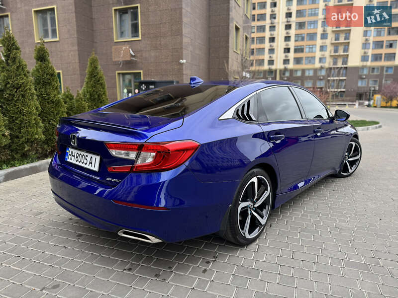 Седан Honda Accord 2017 в Одессе
