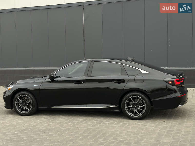 Седан Honda Accord 2018 в Киеве